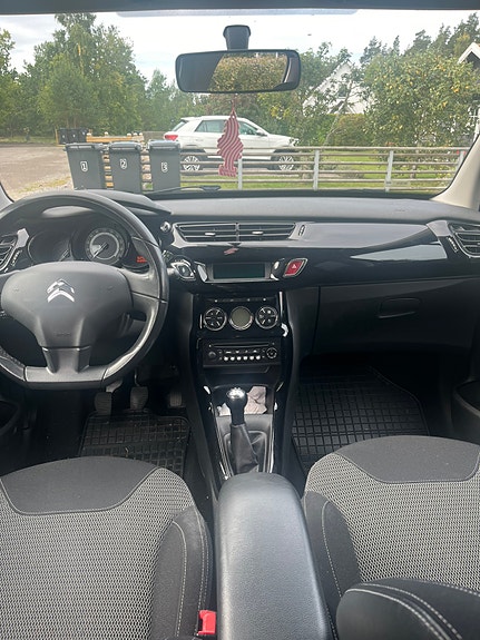 Citroen C3 3 of 3