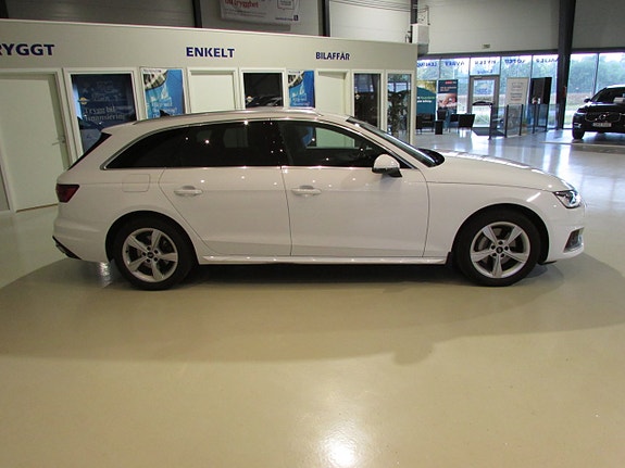 Audi A4 4 of 21