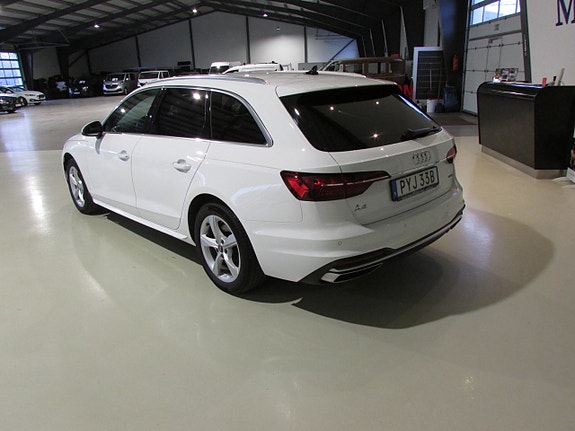 Audi A4 7 of 21