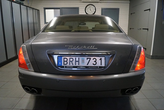 Maserati Quattroporte 15 of 15