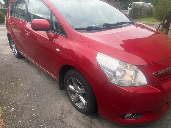 Toyota Verso 4 of 5