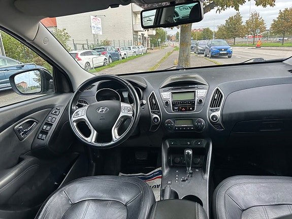 Hyundai ix35 8 of 13