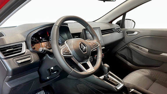 Renault Clio 12 of 22