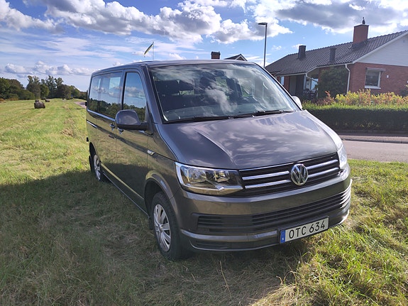 Volkswagen Caravelle 5 of 5