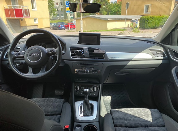 Audi Q3 4 of 7