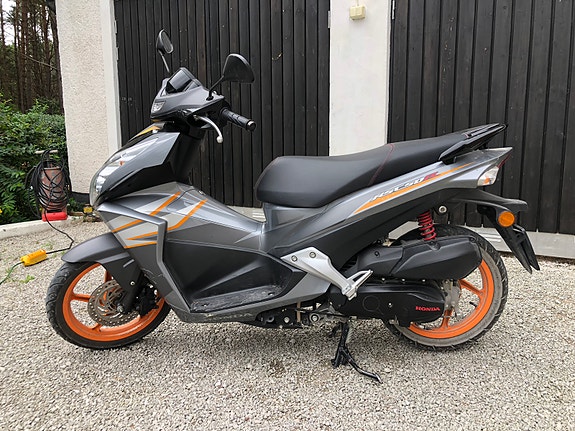 Honda NSC50R 2 of 6