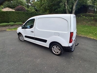 Peugeot Partner 4 of 8