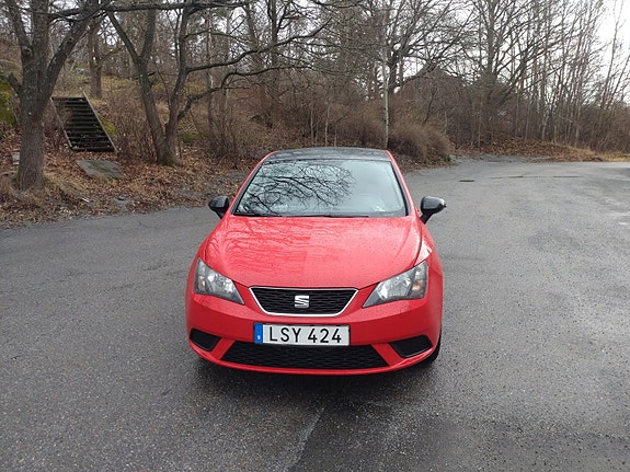 Seat Ibiza 2 of 4