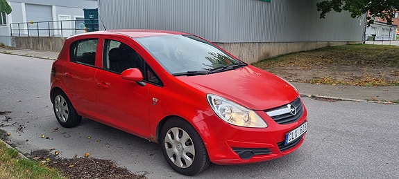 Opel Corsa 2 of 13