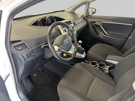 Toyota Verso 11 of 16