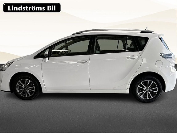 Toyota Verso 4 of 16