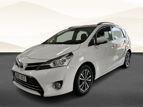 Toyota Verso 16 of 16