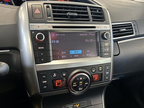 Toyota Verso 13 of 16