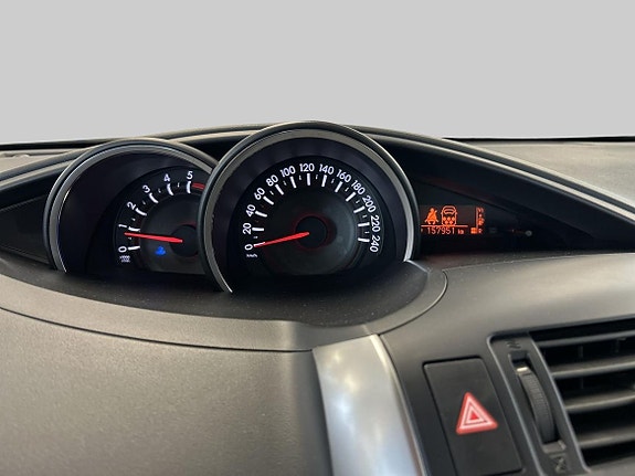 Toyota Verso 12 of 16