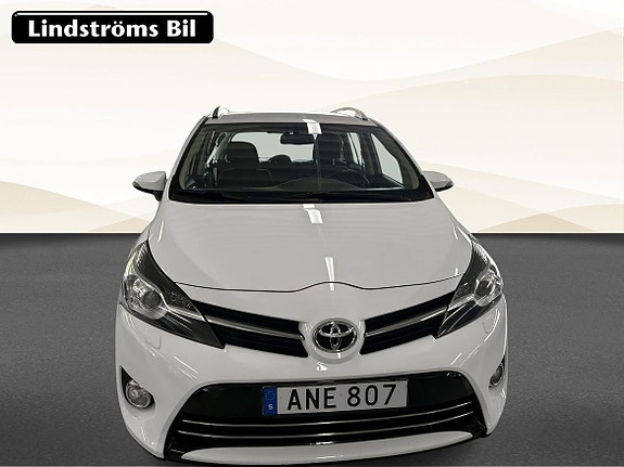 Toyota Verso 6 of 16