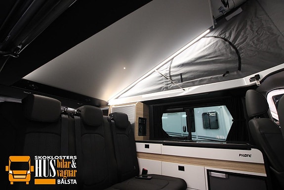 Pilote CV 545 Evidence Premium Automat 150hk 200W 5 bältade 27 of 27