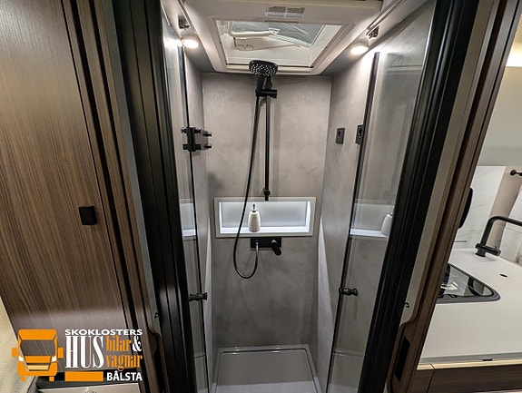 Le Voyageur LVX H 7.9 GJF Mercedes 170hk Aut Adaptiv farthållare Aldediesel 23 of 27
