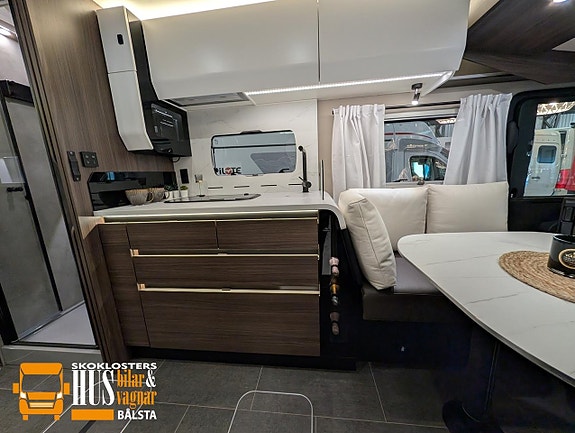 Le Voyageur LVX H 7.9 GJF Mercedes 170hk Aut Adaptiv farthållare Aldediesel 14 of 27