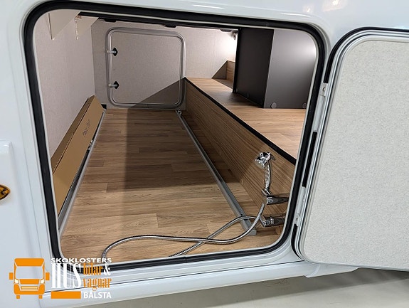 Pilote P720 FGJ 140hk Automat Adaptiv 200Ah Lith 210WSolc Vinterpaket 21 of 22