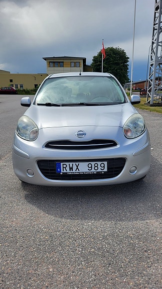 Nissan Micra 2 of 8