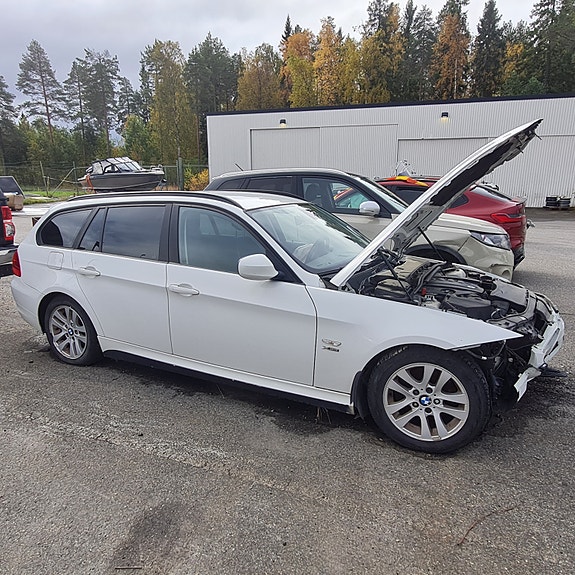 BMW 320d 5 of 5