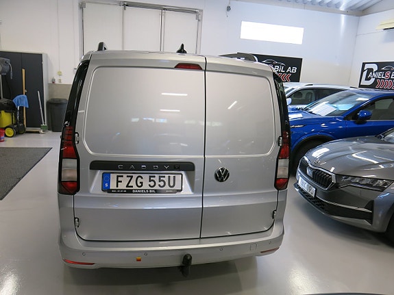 Volkswagen Caddy 6 of 27