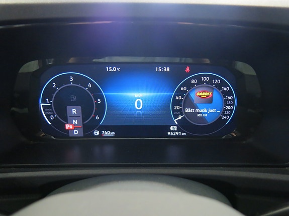 Volkswagen Caddy 15 of 27