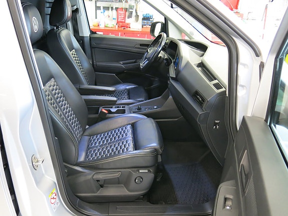 Volkswagen Caddy 25 of 27