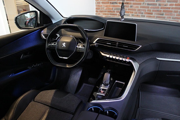 Peugeot 3008 14 of 16
