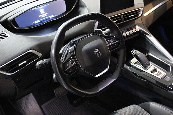 Peugeot 3008 10 of 16