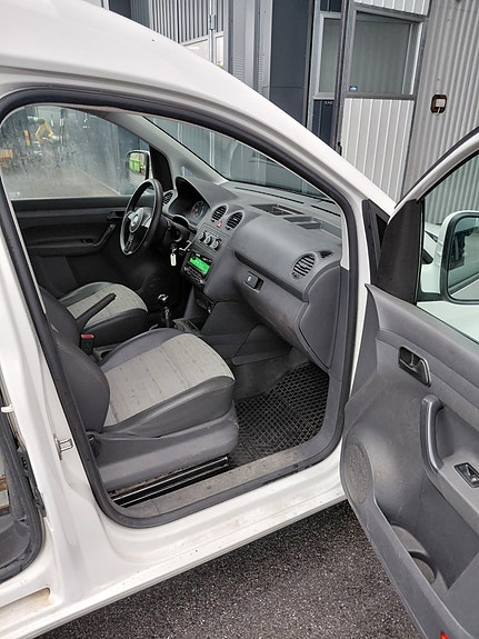 Volkswagen Caddy 8 of 9