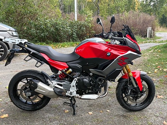 BMW F 900 XR 4 of 7