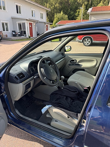 Renault Clio 8 of 8