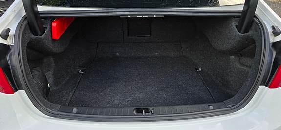 Volvo S60 11 of 16
