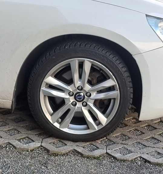 Volvo S60 15 of 16