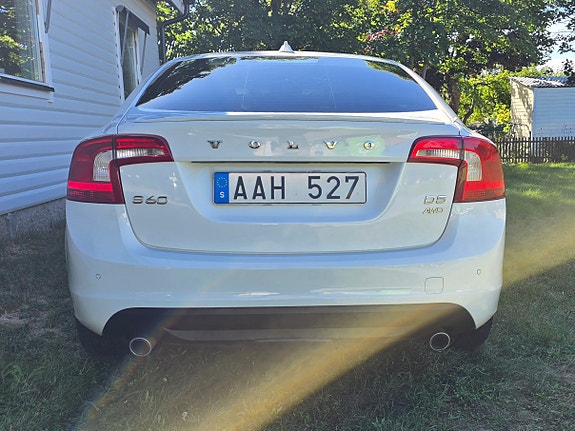 Volvo S60 5 of 16