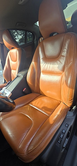 Volvo S60 8 of 16