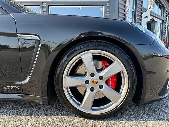 Porsche Panamera 4 4 of 11
