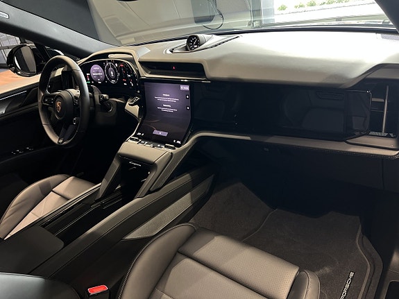 Porsche Cayenne Coupe 25 of 30