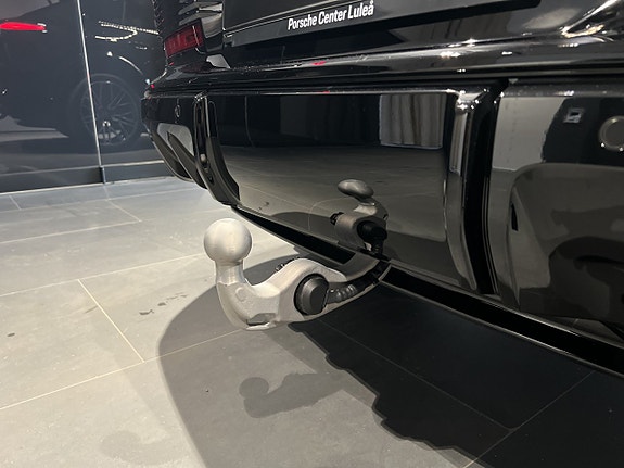Porsche Cayenne Coupe 12 of 30