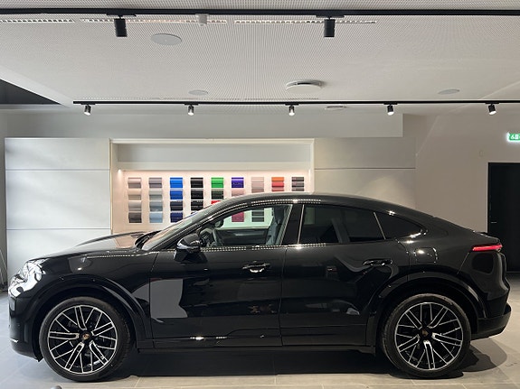 Porsche Cayenne Coupe 4 of 30