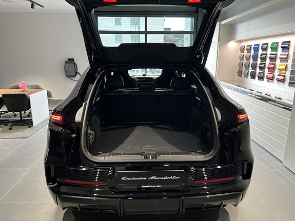 Porsche Cayenne Coupe 10 of 30