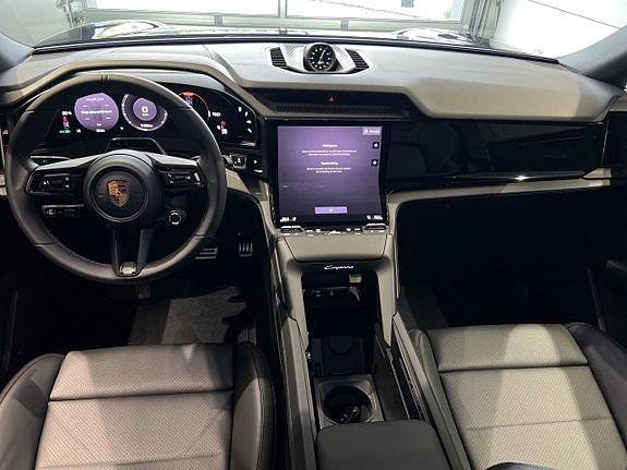 Porsche Cayenne Coupe 22 of 30
