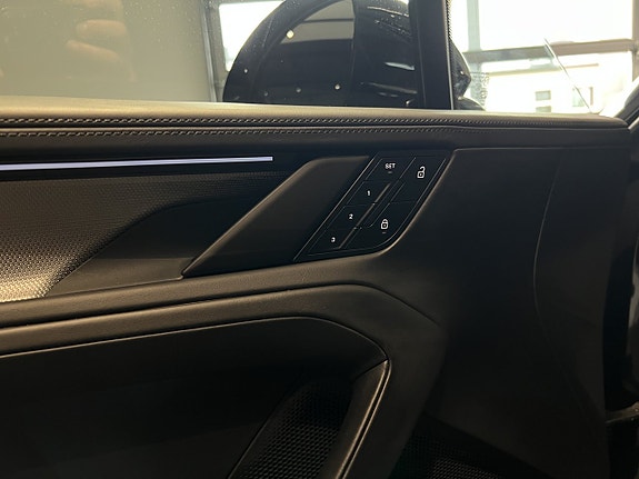 Porsche Cayenne Coupe 15 of 30