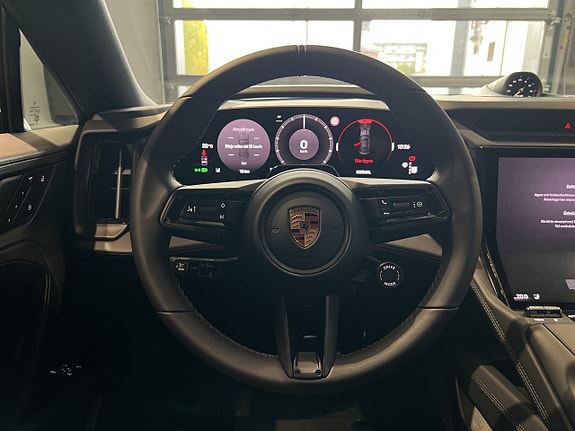 Porsche Cayenne Coupe 20 of 30