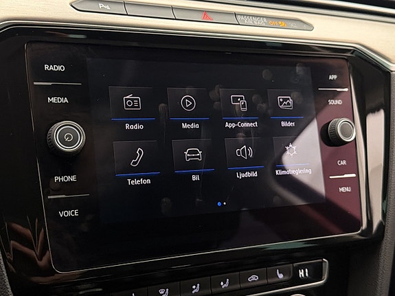 Volkswagen Passat Alltrack 20 of 30