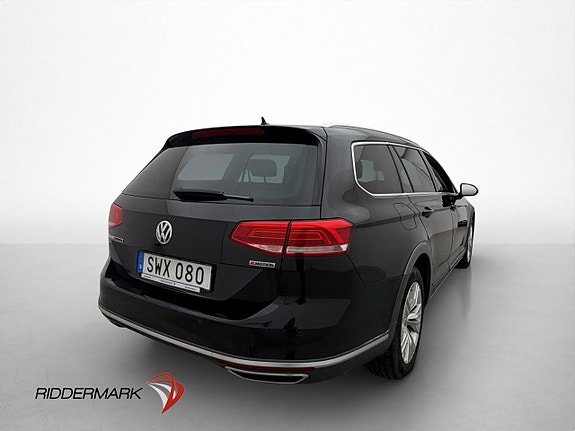 Volkswagen Passat Alltrack 8 of 30