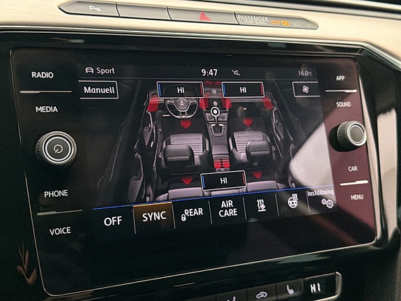 Volkswagen Passat Alltrack 19 of 30