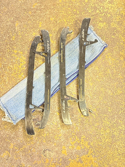 Product image 1 of 3