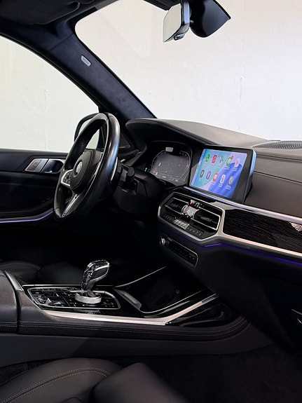 BMW X7 12 of 19